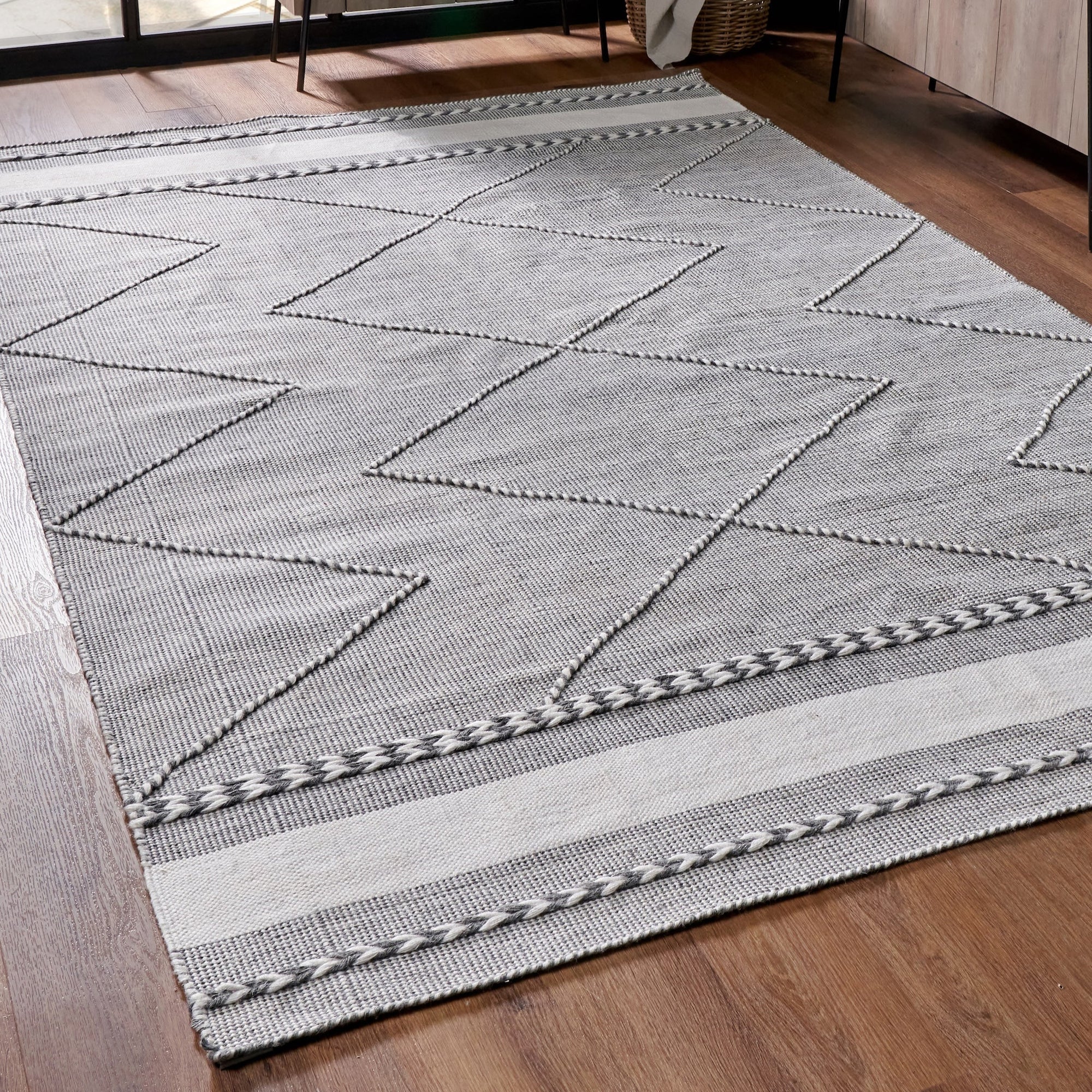 Outdoor Grey and White Plaited Stripe Design Rug