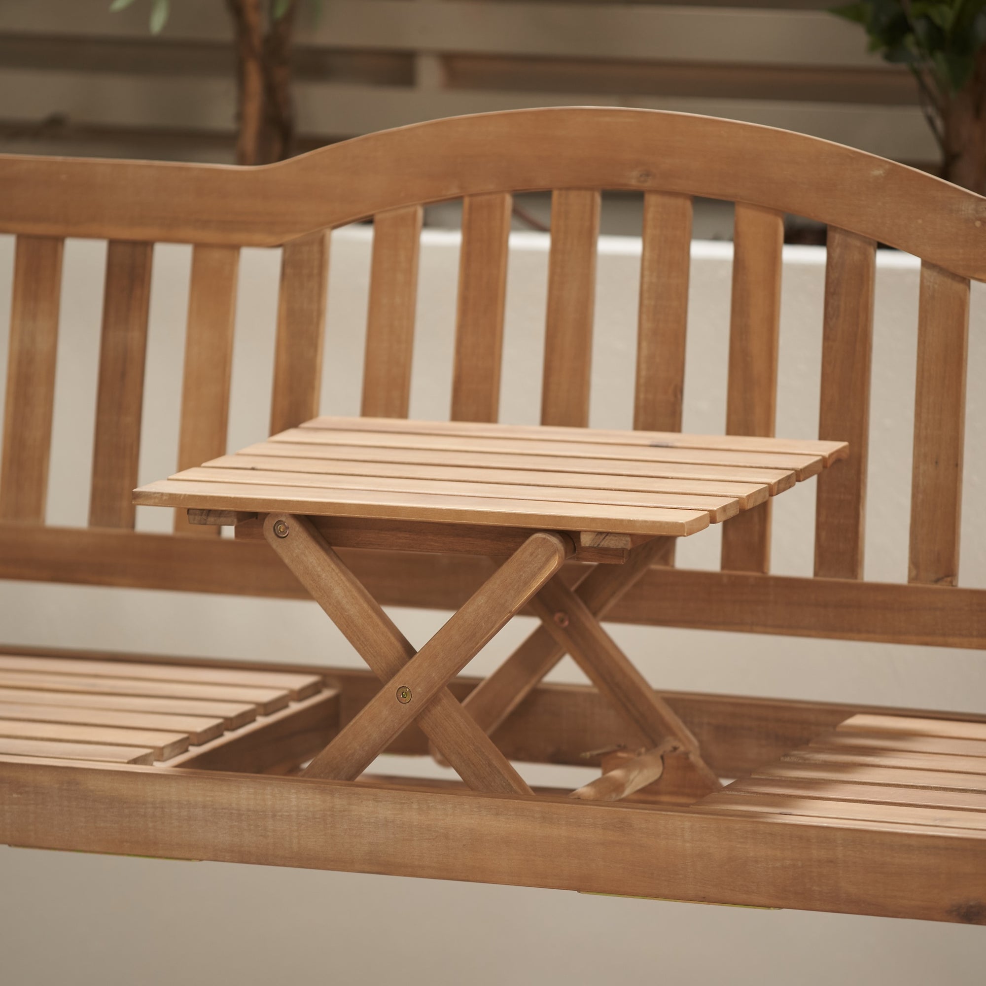 Richmond Outdoor Bench with Pop Up Table