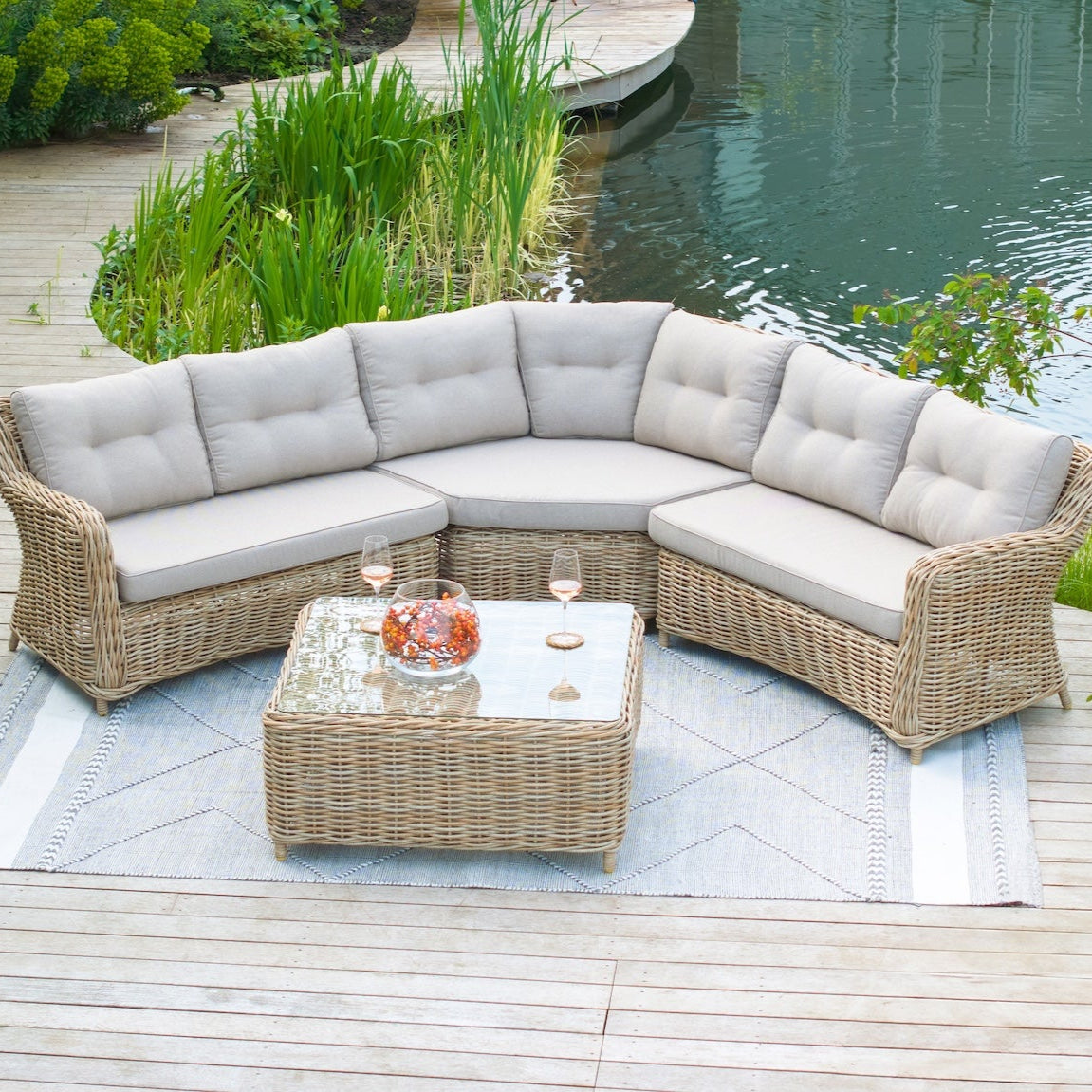 Barakaldo Outdoor Corner Seating Set